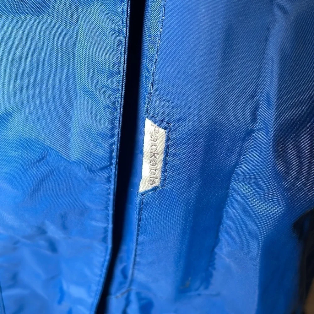 Helly Hansen Nylon Jacket Size Large